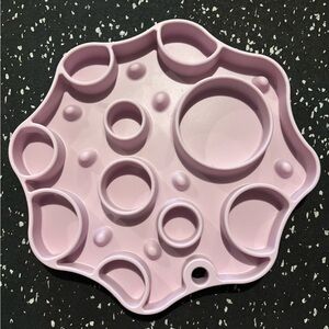 Lick mat/slow feeder bowl